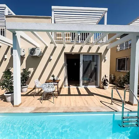 Seaside Pool Nea Kallikrateia