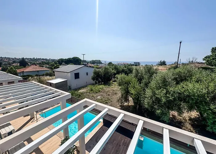 Seaside Pool Villa Nea Kallikrateia