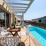 Seaside Pool *